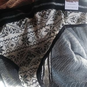 Size 22 lane Bryant x-mas thong